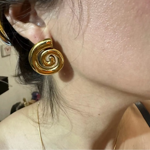 Stainless Steel Conch Geometric Stud Earrings Snail Stud - Picture 5 of 8